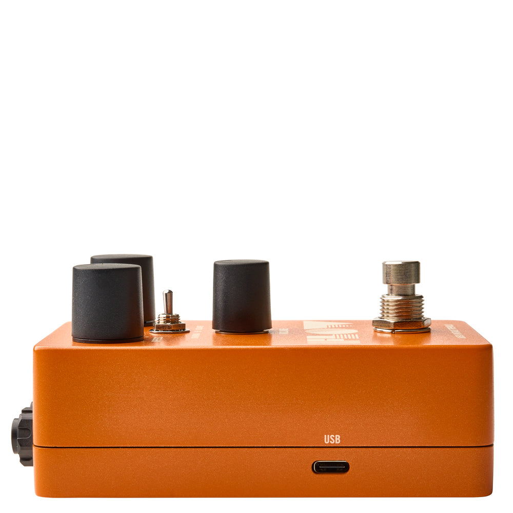 USBC port from a Universal Audio UAFX Flow Vintage Tremolo Pedal in orange sparkle