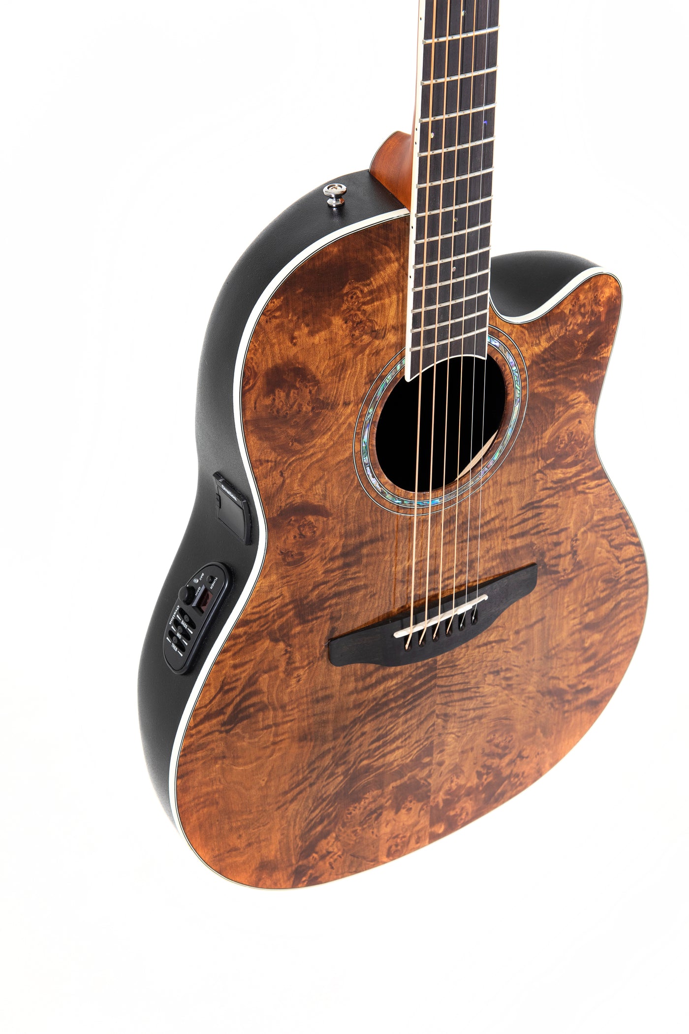Ovation E-Acoustic Guitar Celebrity Standard Plus Mid Cutaway / CS24P-NBM-G