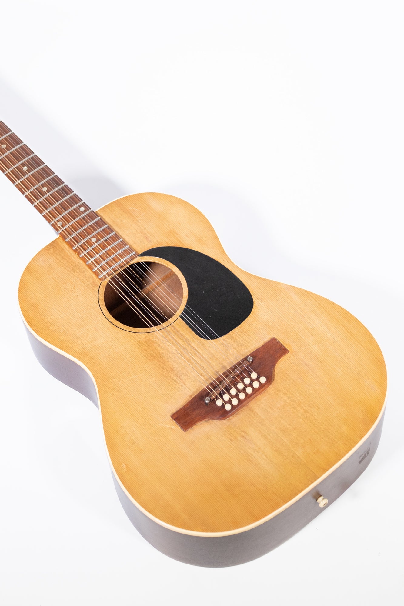 1968 Gibson LG-12