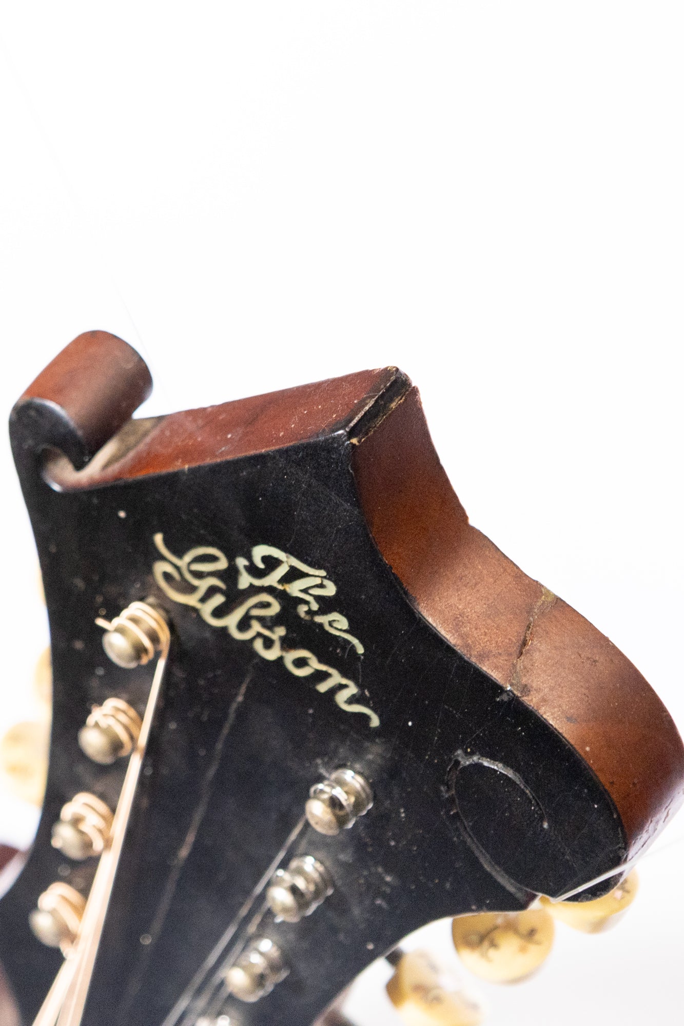 1907 Gibson F-2
