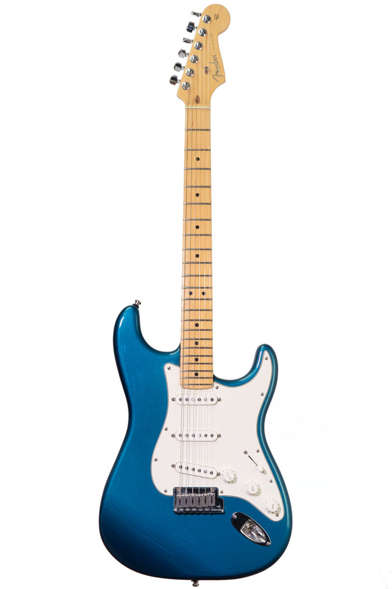 2000 Fender American Standard Stratocaster – No.Tom Guitars