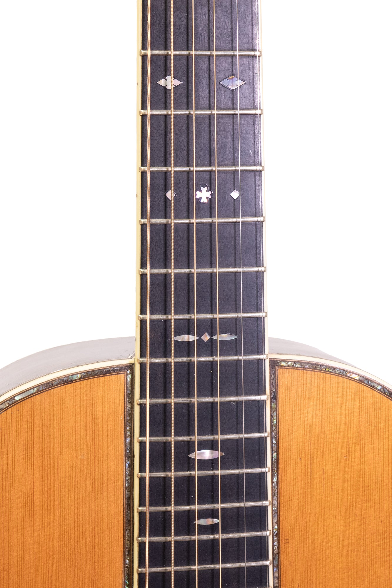 closeup of fretboard vintage pre-ware 1919 Martin 00-45