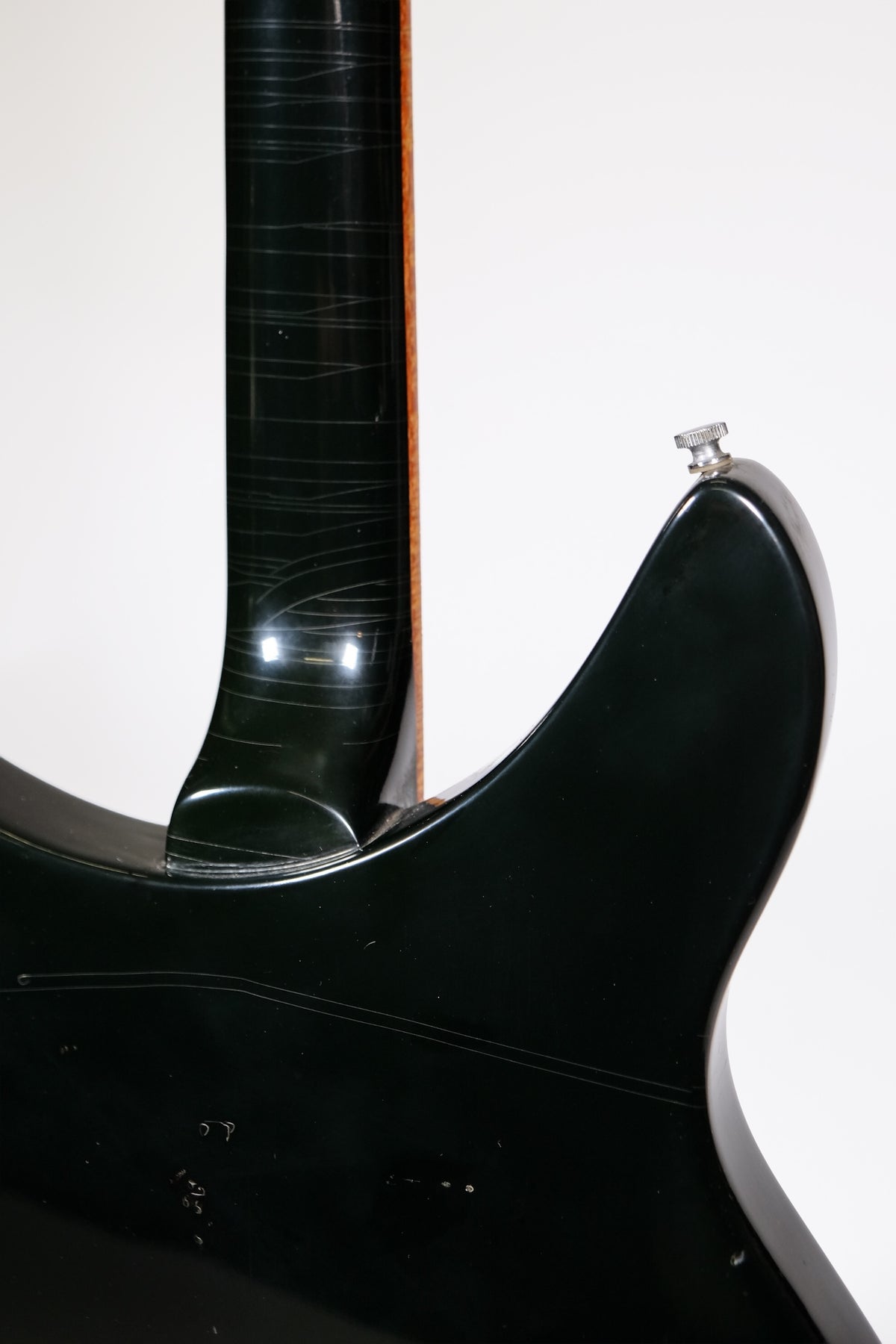 1981 Rickenbacker 320