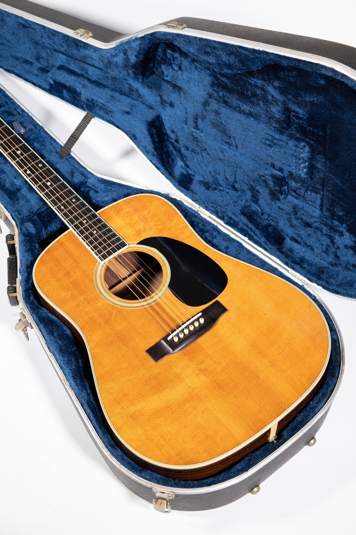 1993 Martin D-35