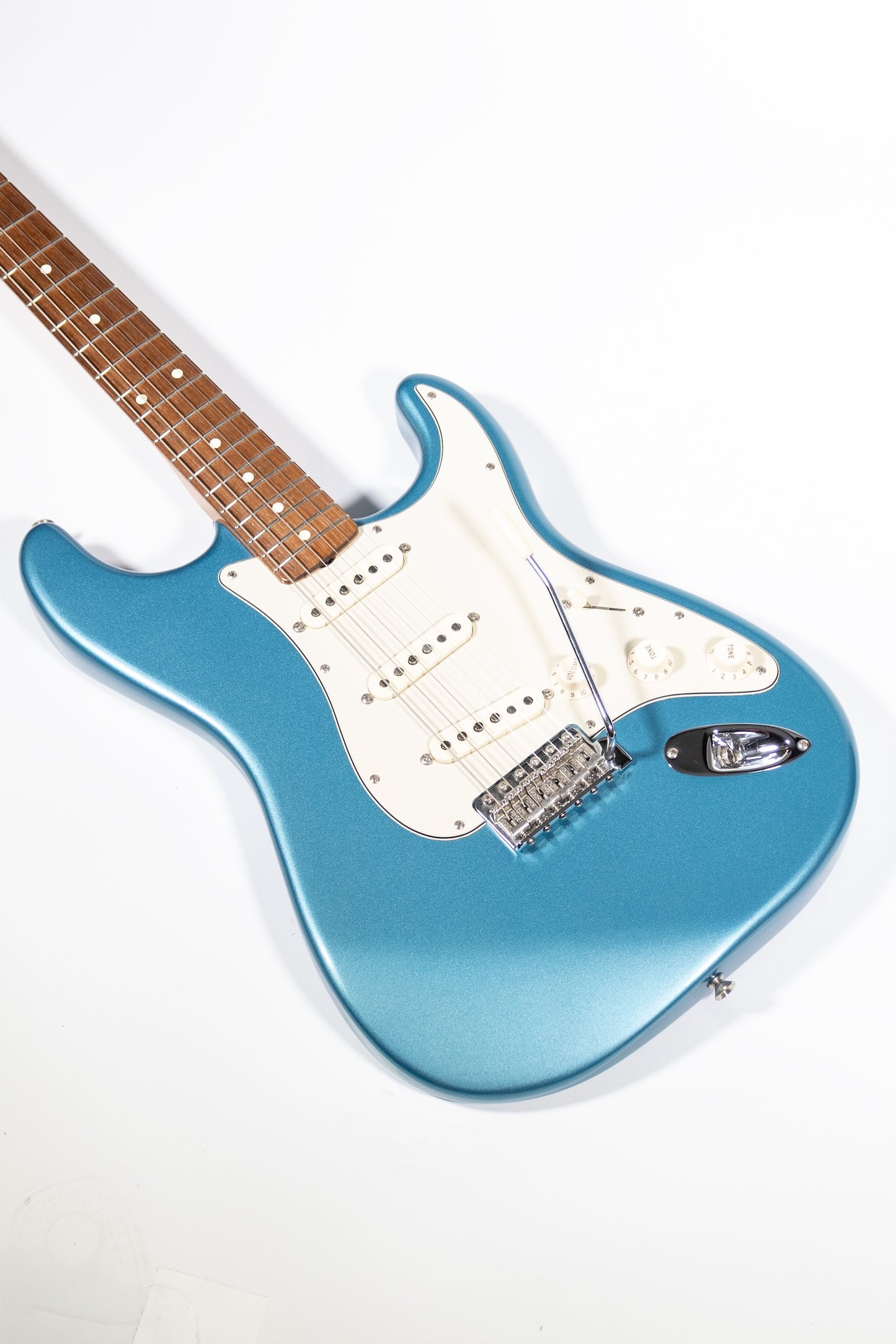 2004 Fender Classic 60s Stratocaster in Lake Placid Blue