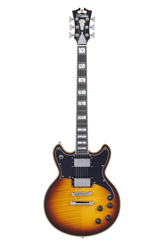 D'Angelico Deluxe Brighton finished in Vintage Sunburst
