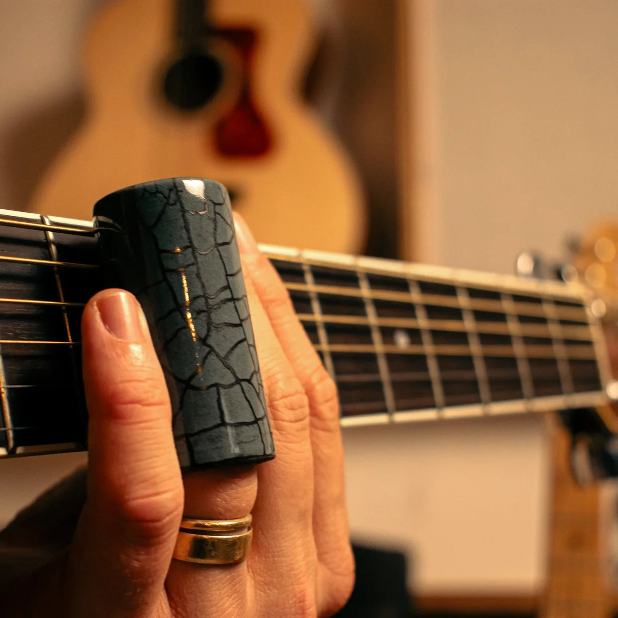 Star Singer Artisan Series - GrayStone Guitar Slide