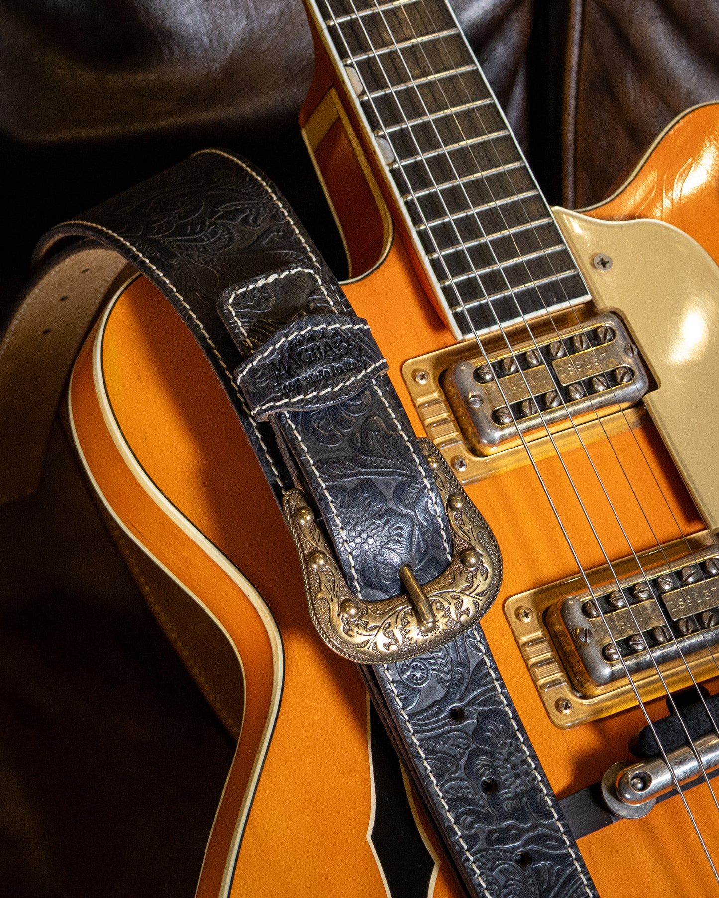 Magrabo Custom Tc Embossed Flores Black 7 Cm Brass Buckle