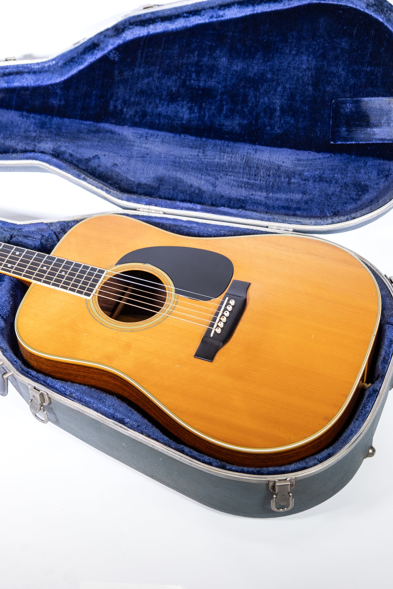 1975 Martin D-35