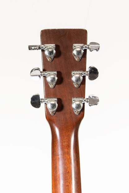1976 Martin D-18